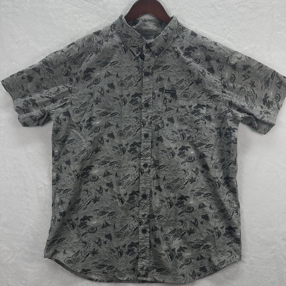 Columbia Mens Large Beach Scene Button Up Shirt Regular Fit Coastal Hawaiian